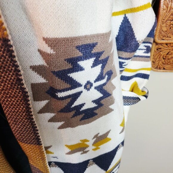 Lavender Tribe gorgeous wool blend super soft South west cardigan - Picture 6 of 9